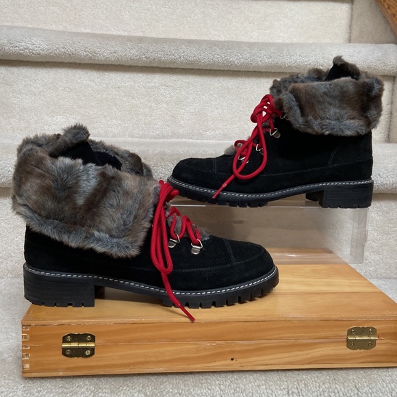 stuart weitzman bobsled suede combat / hiking fur lined boots - Picture 2 of 12